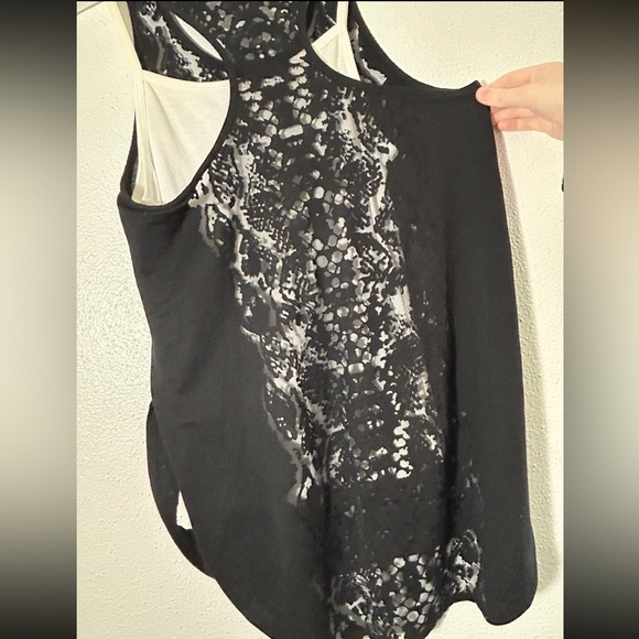 Top - Picture 3 of 3